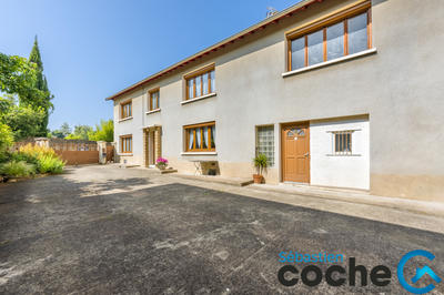 Maison - 187 m² - 6 pièces