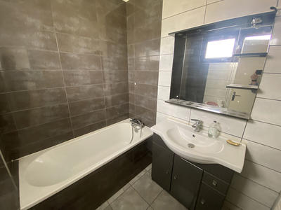 Maison - 85 m² - 3 pièces