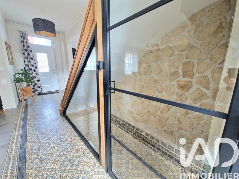 Maison - 267 m² - 10 pièces