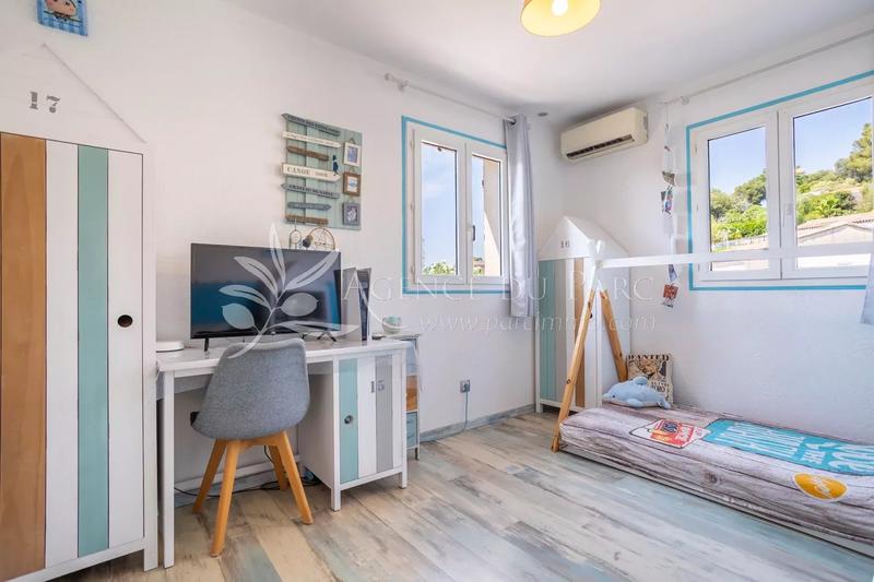 Villa - 171 m² - 5 pièces