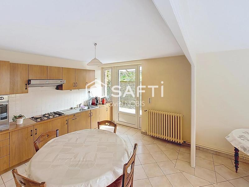 Maison - 91 m² - 4 pièces