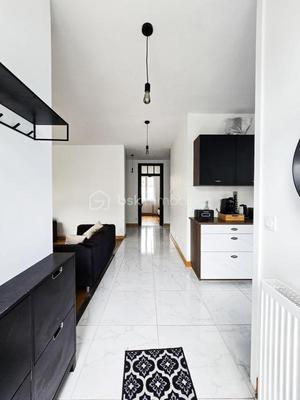 Appartement - 100 m² - 4 pièces