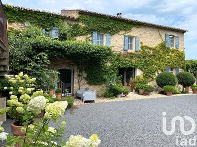 Maison - 420 m² - 14 pièces