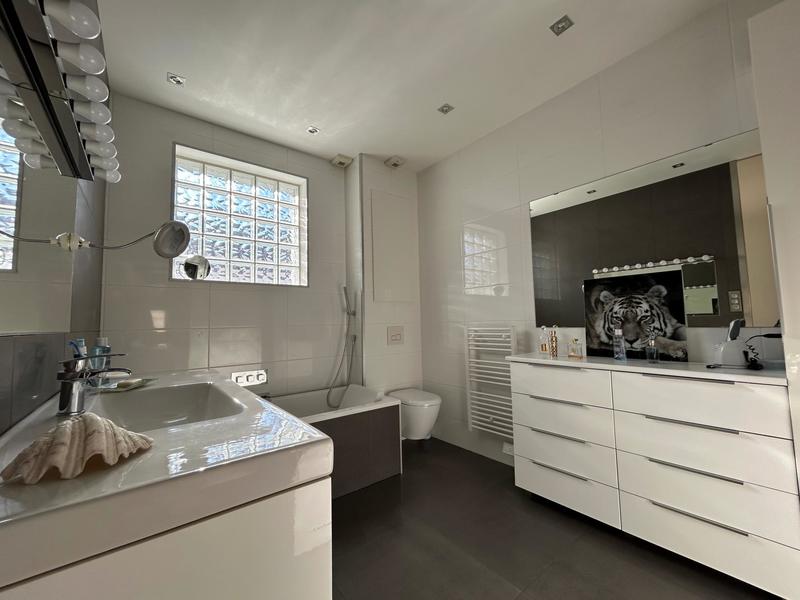 Maison - 117 m² - 4 pièces