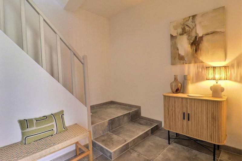 Bureau - 120 m² - 4 pièces