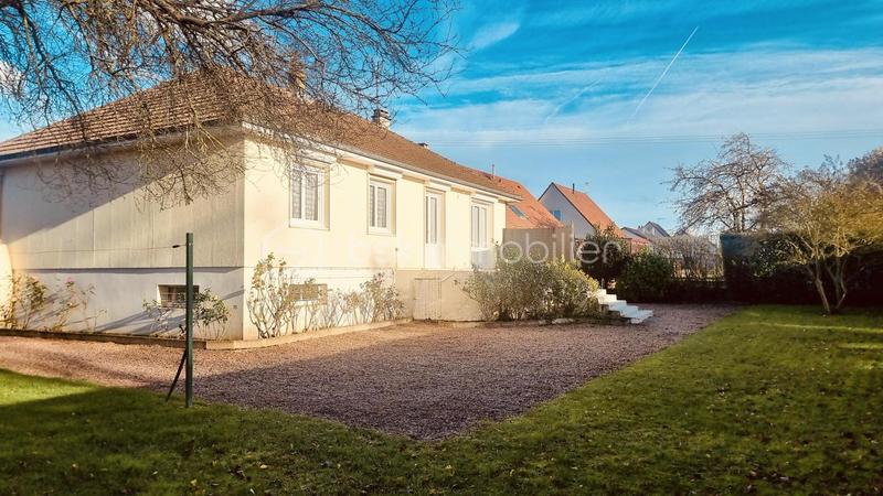 Maison - 91 m² - 5 pièces