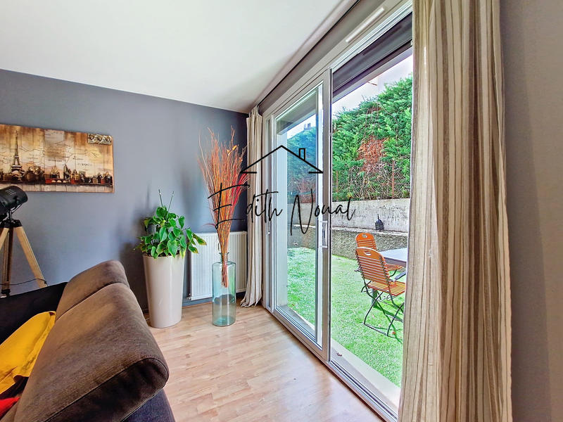 Appartement - 102 m² - 4 pièces