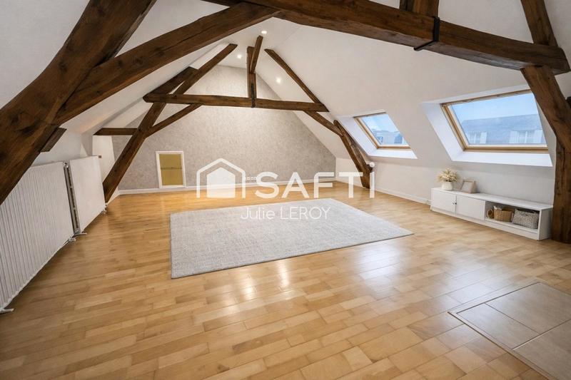 Maison - 202 m² - 8 pièces