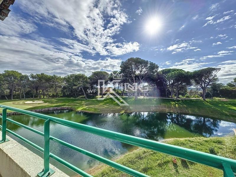 Appartement - 90 m² - 4 pièces