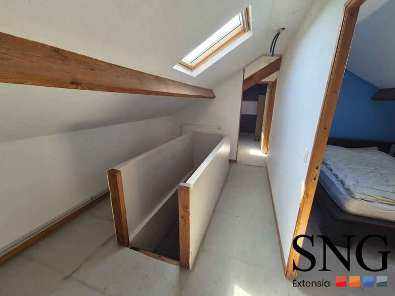 Maison - 177 m² - 8 pièces