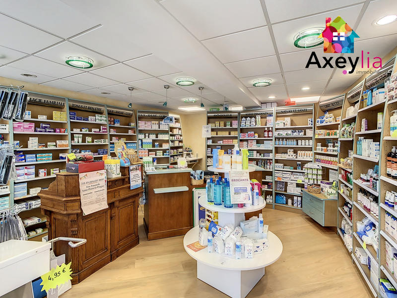 Immeuble - 221 m² - 8 pièces