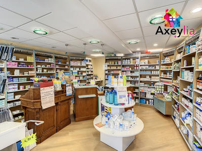 Immeuble - 221 m² - 8 pièces