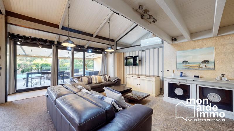 Maison - 136 m² - 5 pièces