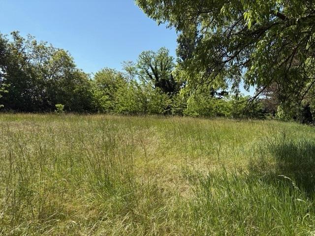Terrain constructible - 650 m²