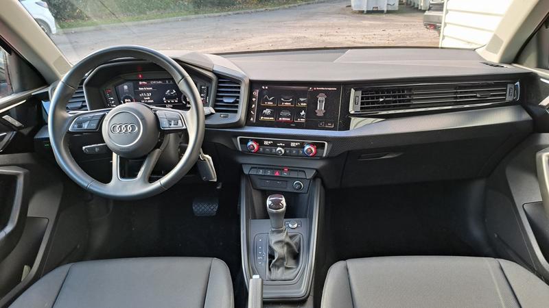 Audi A1 sportback 30 Tfsi 110 Ch s tronic 7 s line