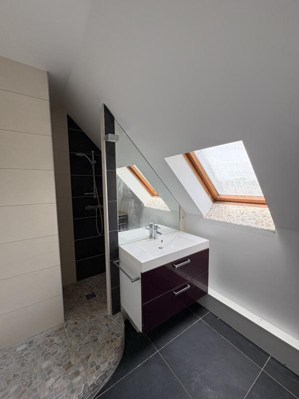 Duplex - 92 m² - 4 pièces