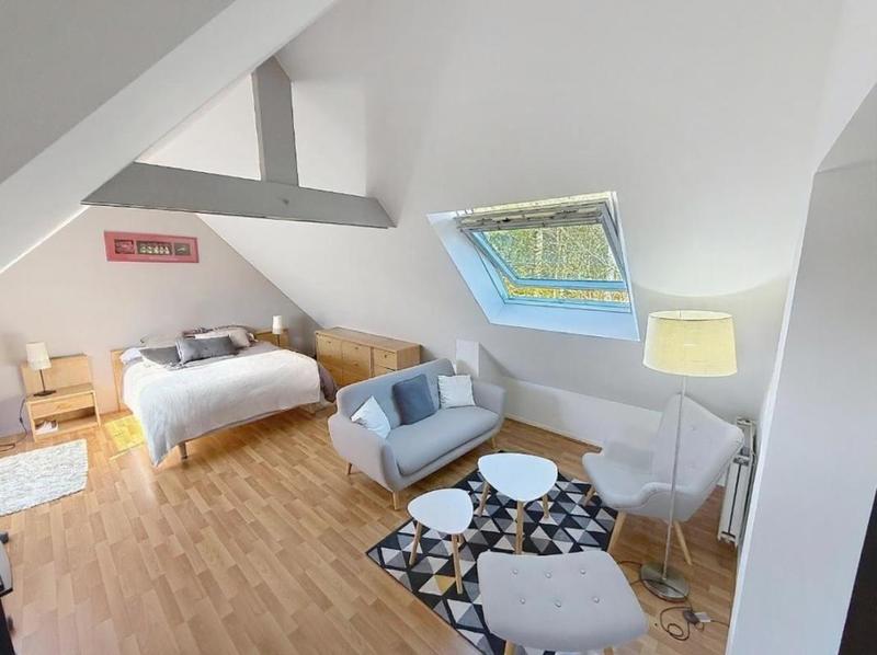 Maison - 235 m² - 7 pièces