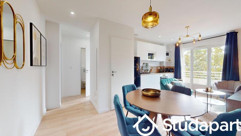 Chambre - 11 m² - 1 pièce