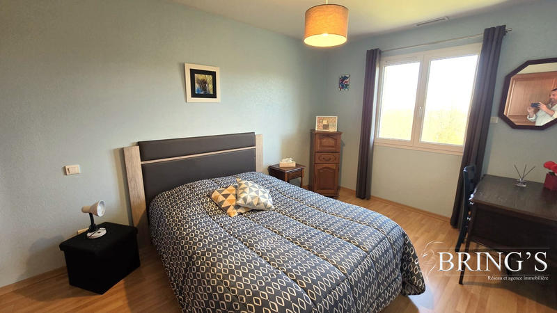 Maison - 177 m² - 7 pièces