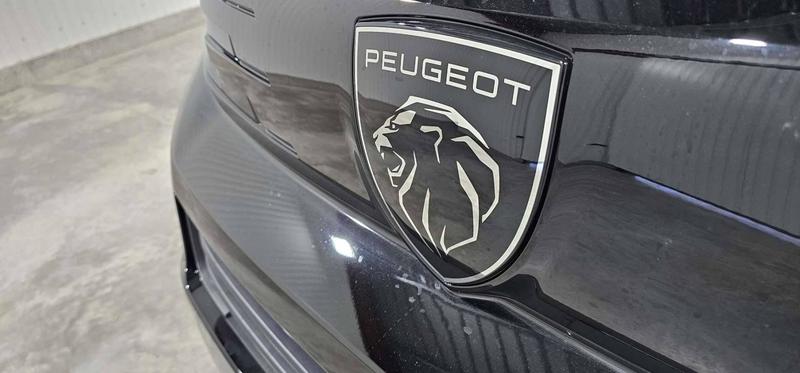 Peugeot Traveller m BlueHDi 180ch s&amp;S Eat8 Business