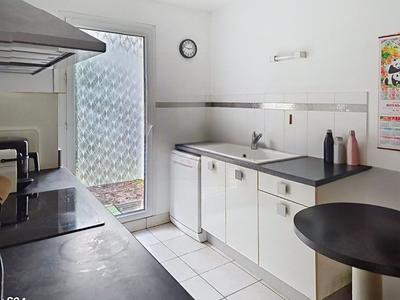 Maison - 94 m² - 5 pièces