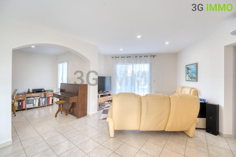 Villa - 143 m² - 5 pièces