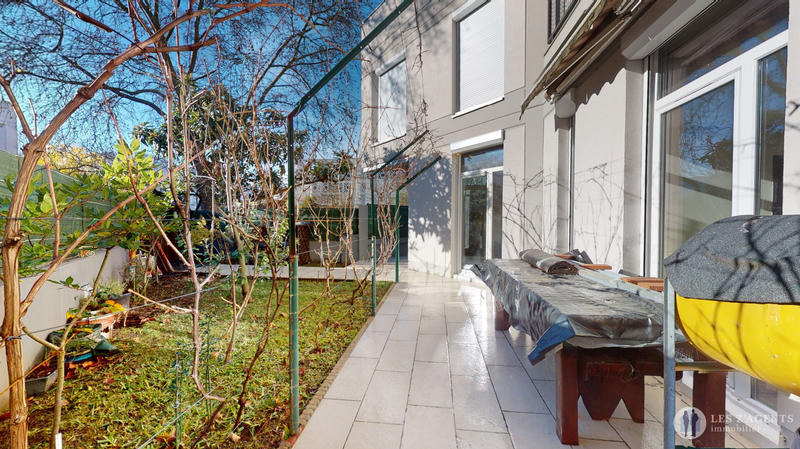 Appartement - 84 m² - 3 pièces