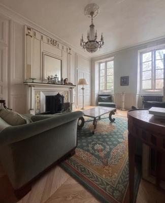 Maison de maîtres - 350 m² - 8 pièces