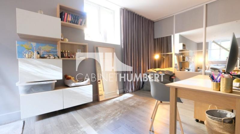 Appartement - 206 m² - 5 pièces