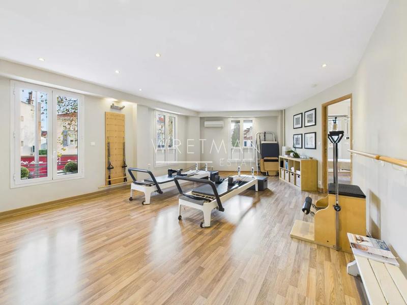 Appartement - 74 m² - 2 pièces