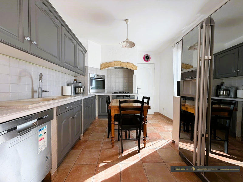 Maison - 95 m² - 4 pièces