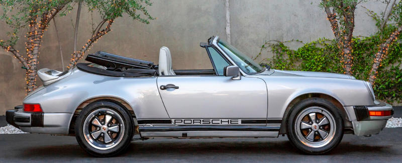 Porsche 911 Carrera Cabriolet