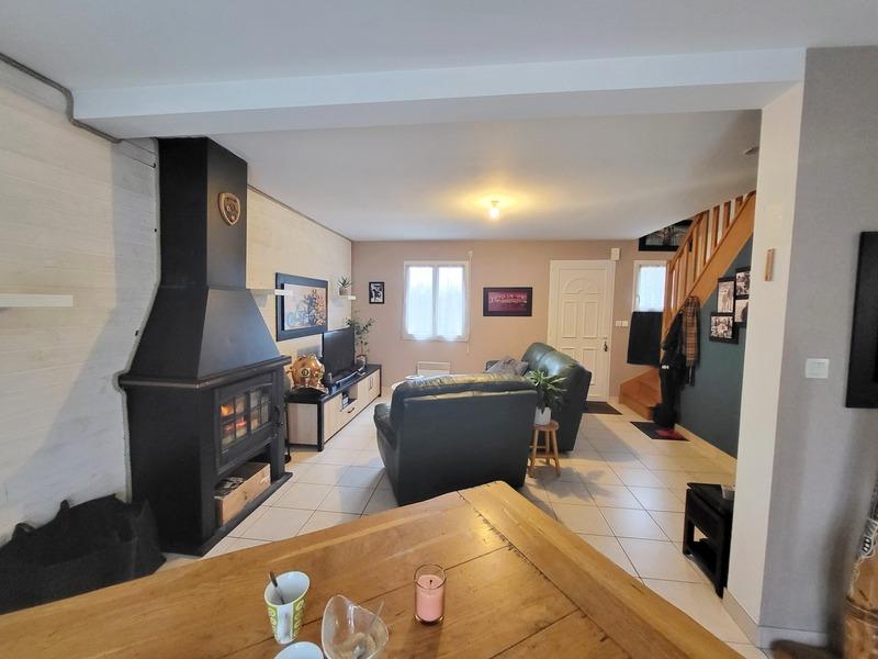 Maison - 96 m² - 7 pièces