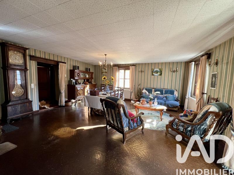 Maison de village - 166 m² - 7 pièces