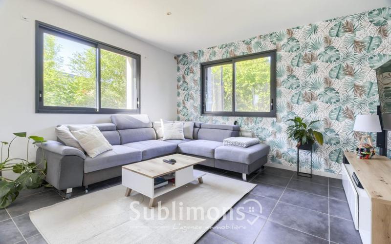 Maison - 110 m² - 5 pièces