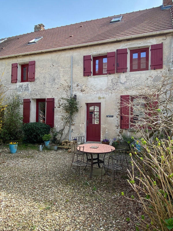 Maison - 140 m² - 5 pièces