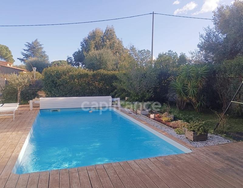 Villa - 172 m² - 7 pièces