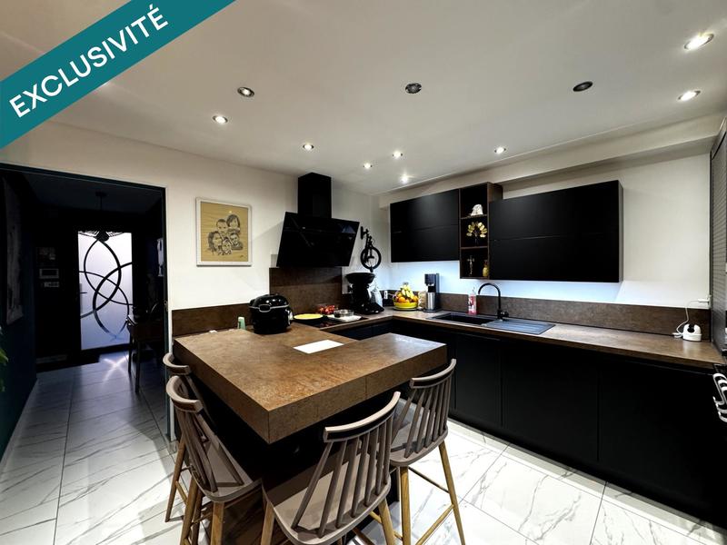 Maison - 152 m² - 6 pièces