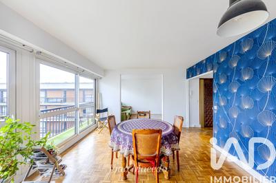 Appartement - 93 m² - 5 pièces
