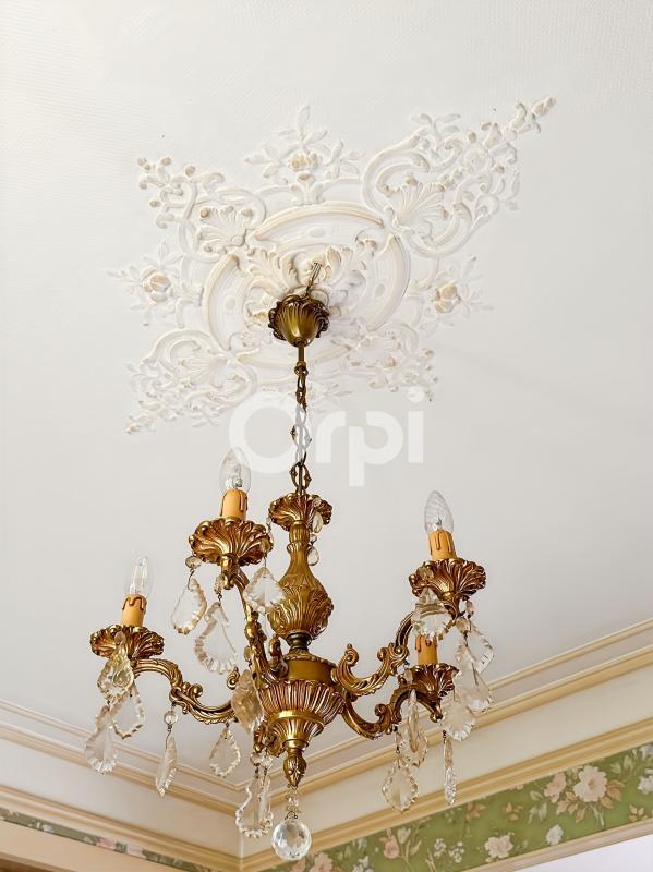 Maison - 314 m² - 10 pièces