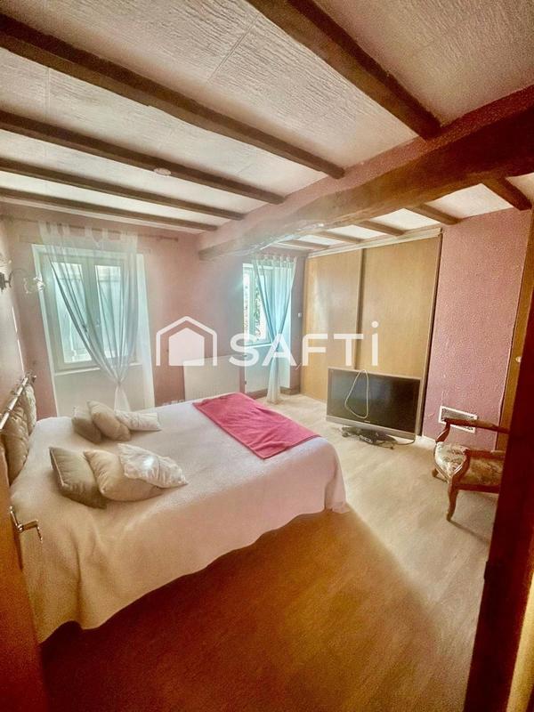 Maison - 375 m² - 22 pièces