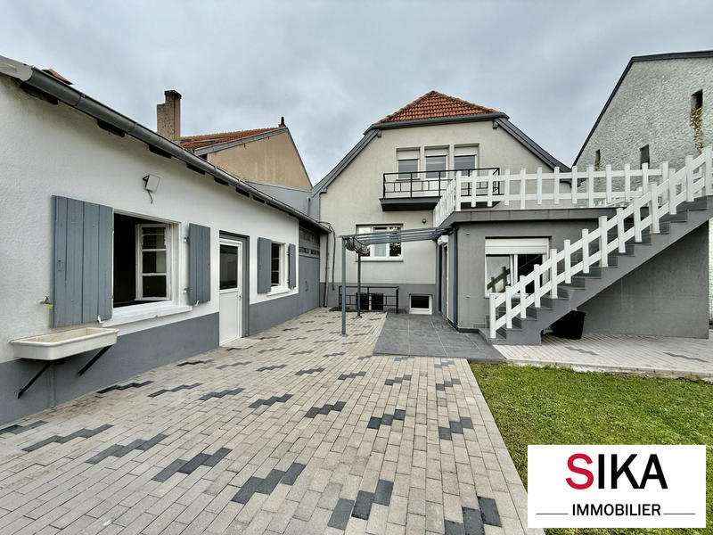 Maison - 140 m² - 5 pièces