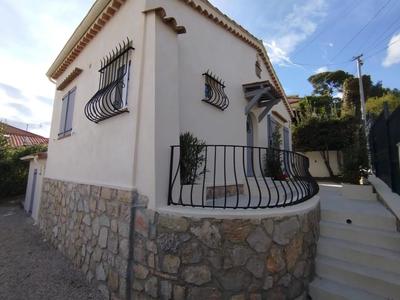 Maison de ville - 80 m² - 4 pièces