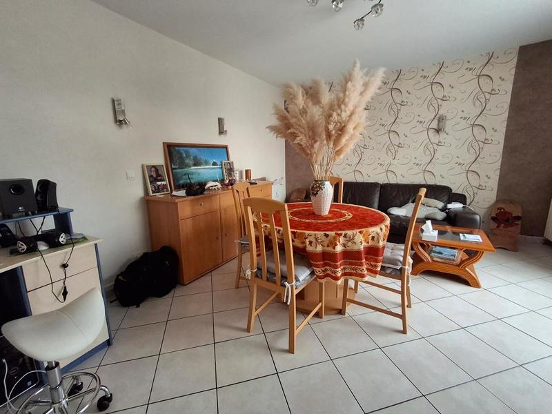 Maison - 104 m² - 4 pièces