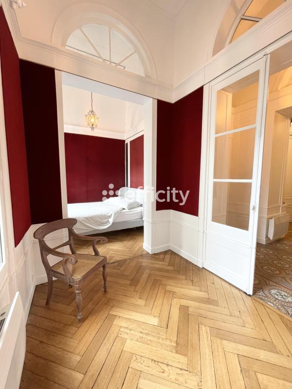 Appartement - 127 m² - 4 pièces