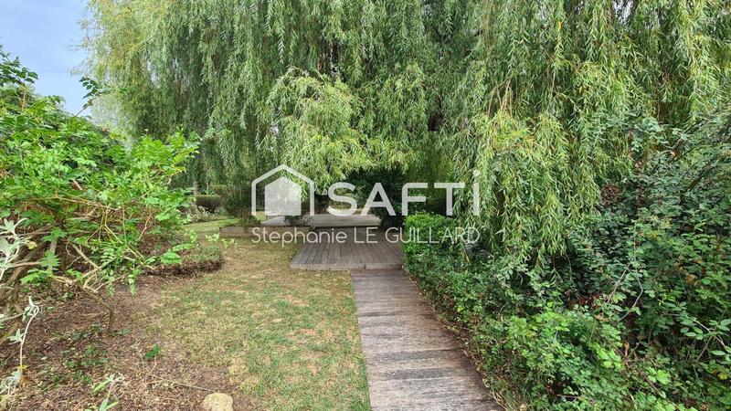 Villa - 348 m² - 6 pièces