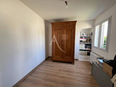 Maison - 180 m² - 5 pièces