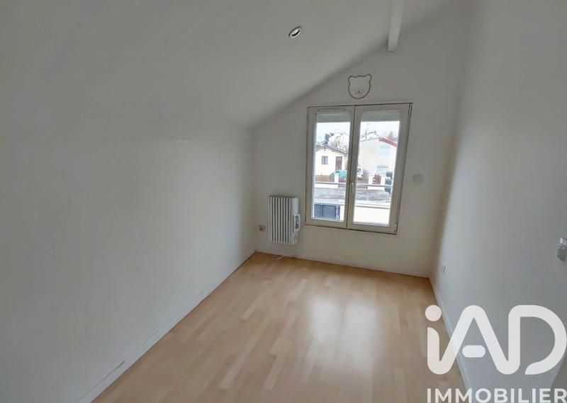 Maison - 83 m² - 5 pièces