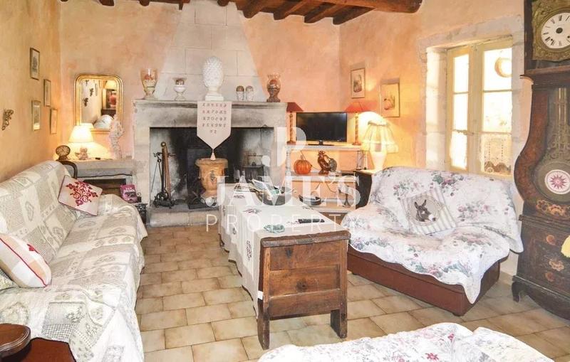 Maison - 94 m² - 5 pièces