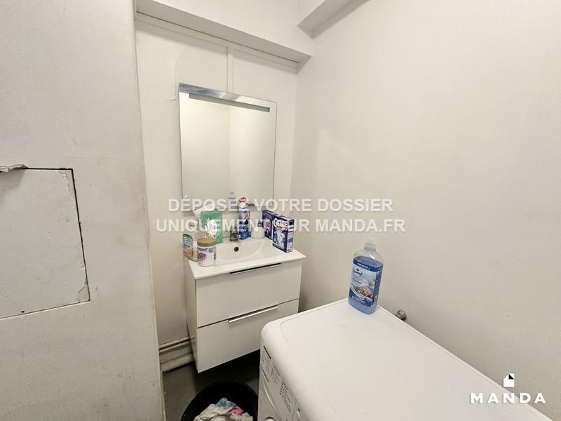 Chambre - 10 m² - 6 pièces